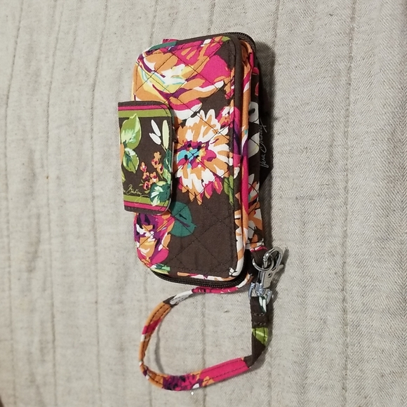 Vera Bradley Wristlet - Picture 1 of 4